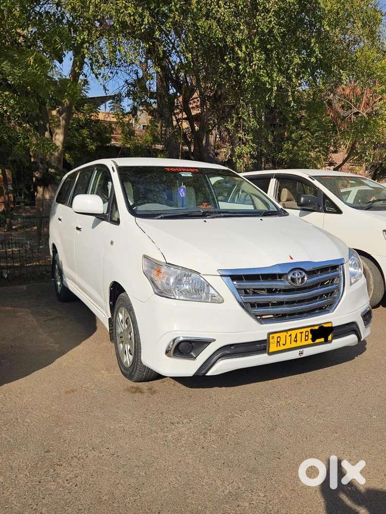 Toyota Innova 2012 Diesel Well Maintained