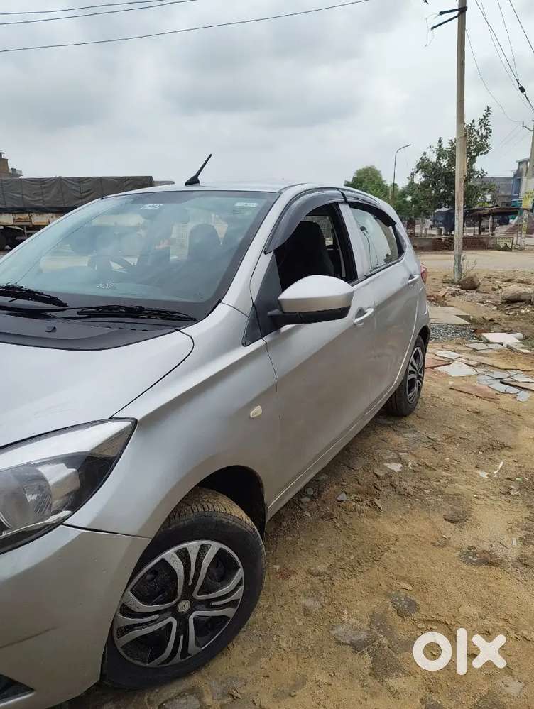 Tata Tiago 2017 Petrol Manual 2nd Owner