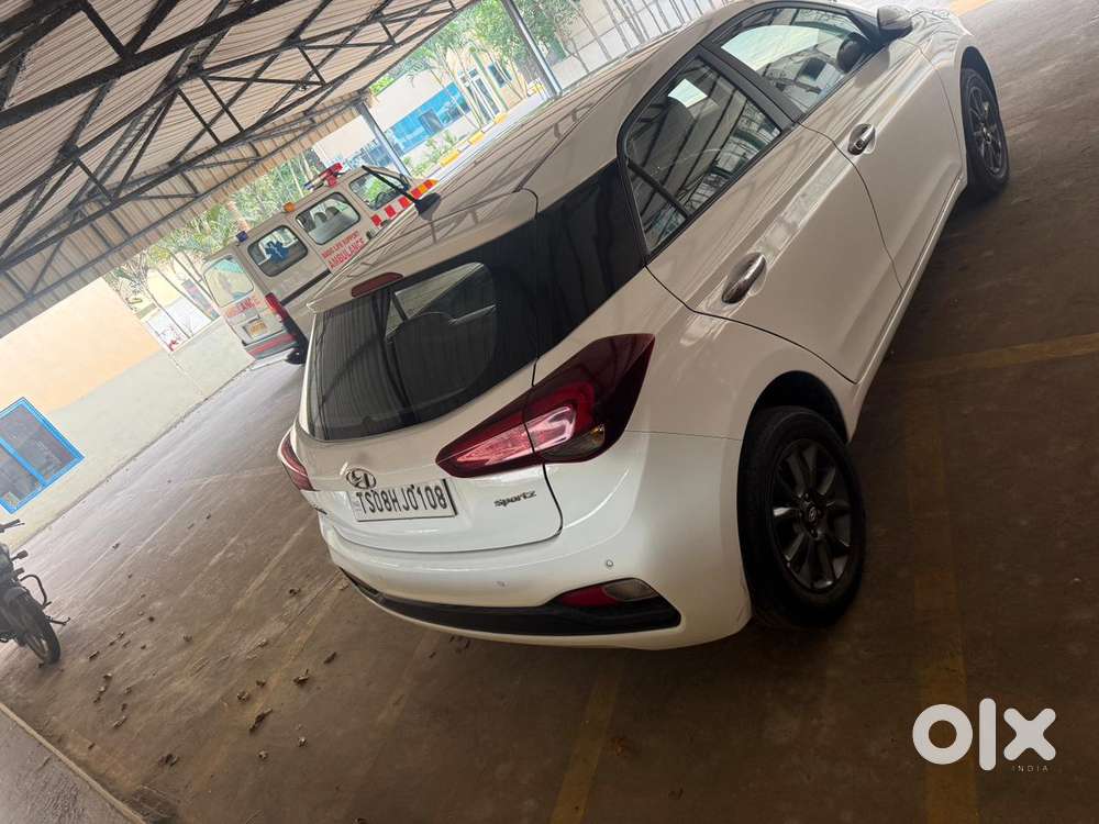 Hyundai Elite I20 Sportz (o) 1.2, 2020, Petrol