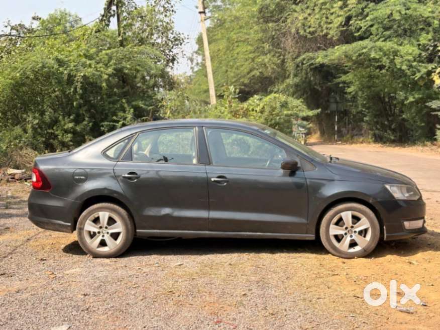 Skoda Rapid 2011-2013 1.6 Mpi Ambition, 2017, Petrol