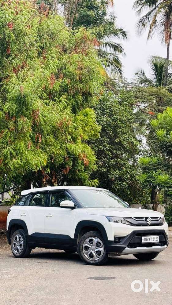 Maruti Suzuki Brezza 1.5 Vxi Smart Hybrid, 2023, Petrol