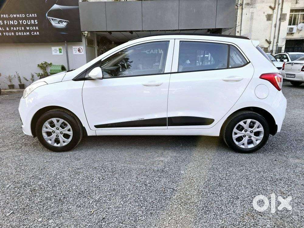 Hyundai Grand I10 Sportz Edition, 2016, Petrol