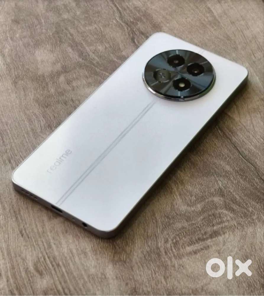 Realme 12x 5G phone fir sale .good condition..