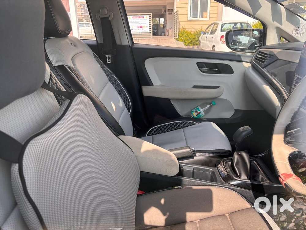 Tata Altroz Crtv Cng 2025  First Owner  Like New
