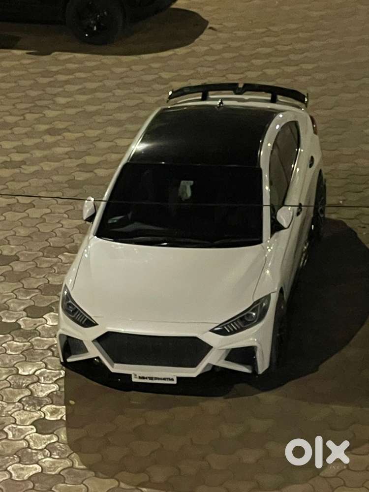 Hyundai Elantra Petrol 2nd 2017