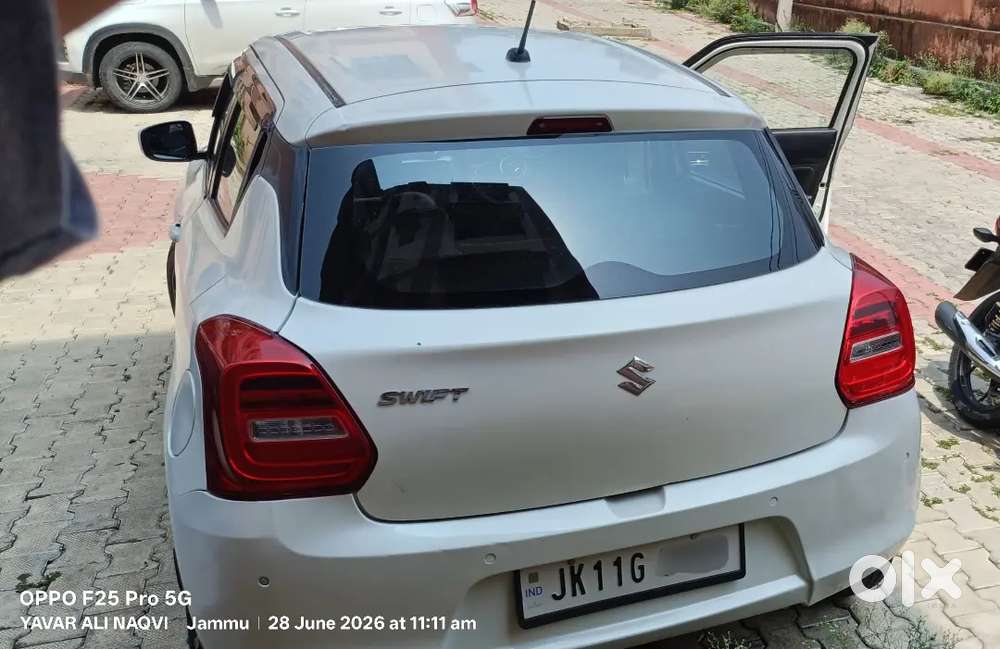 Maruti Suzuki Swift 2023 Petrol 16500 Km Driven