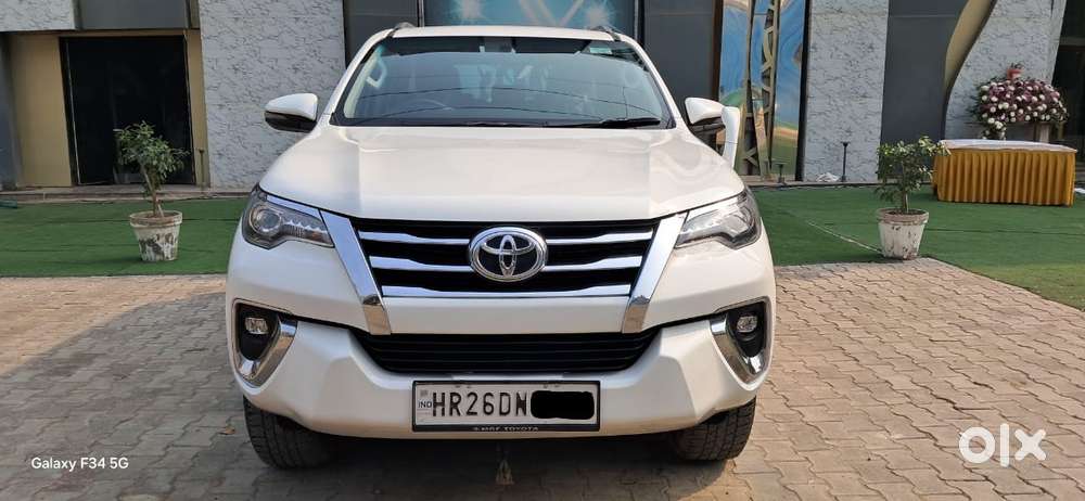 Toyota Fortuner 4x2 At 2.8 Diesel, 2018, Diesel