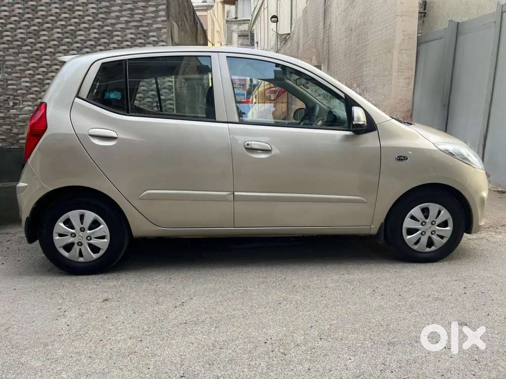 Hyundai I10 Sportz 1.2 Automatic Kappa2, 2012, Petrol