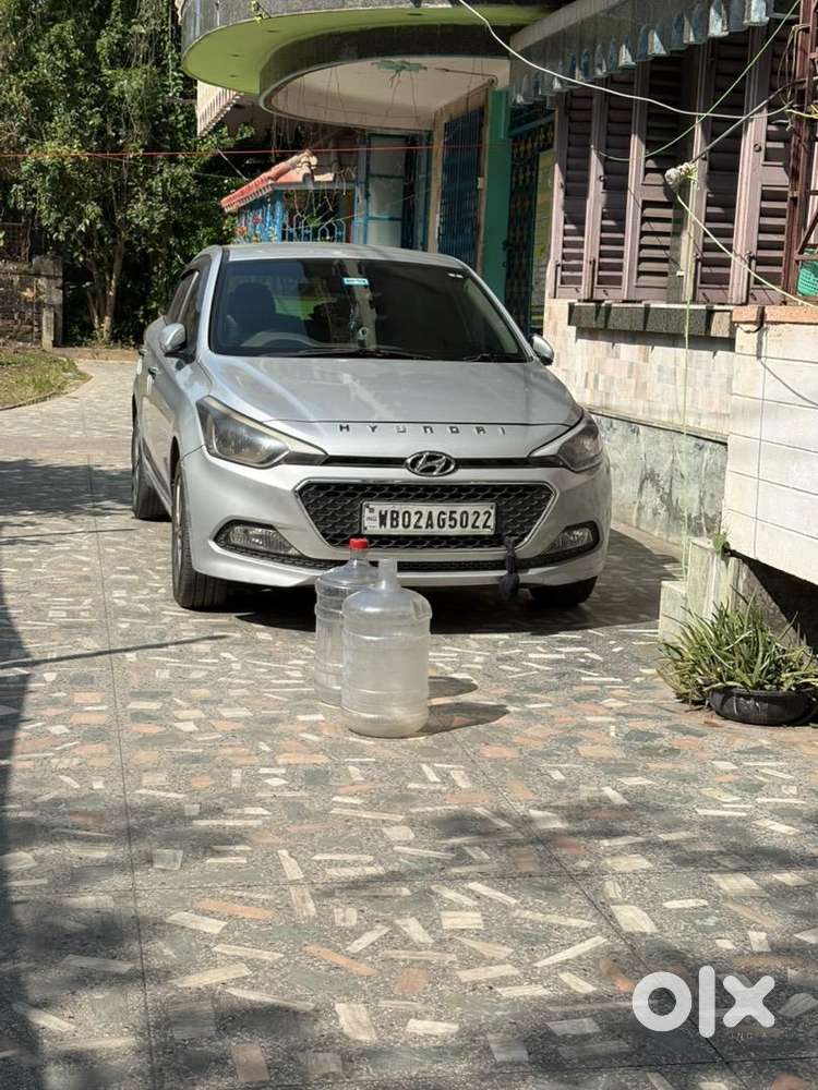Hyundai I20 2015 Petrol 145000 Km Driven