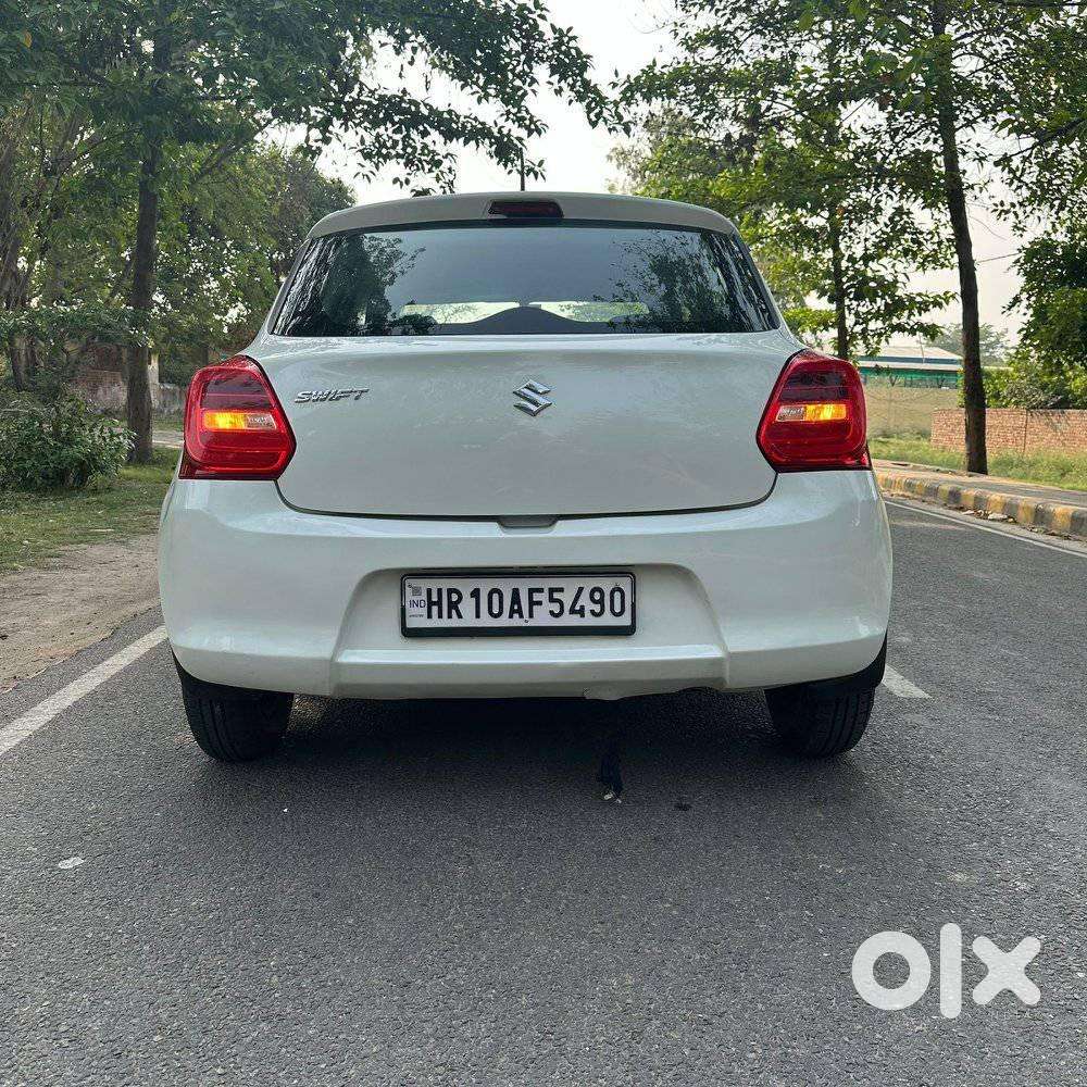 Maruti Suzuki Swift Vxi + Manual, 2018, Petrol