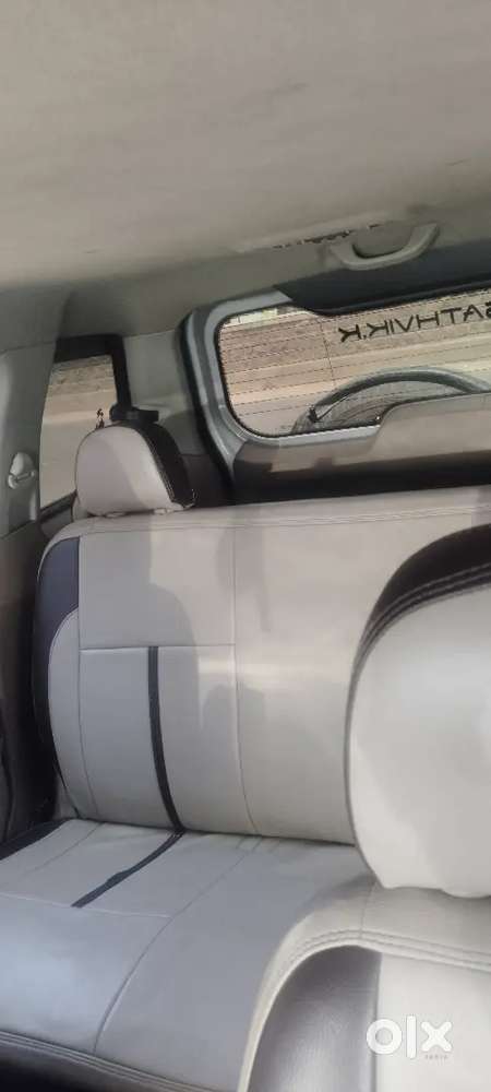 Mahindra Tuv 300 2016