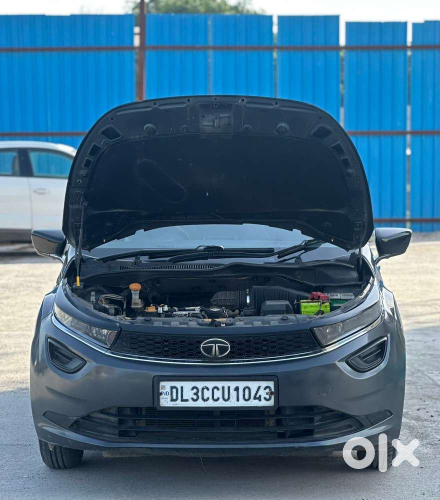 Tata Altroz 1.2 Xe, 2021, Petrol