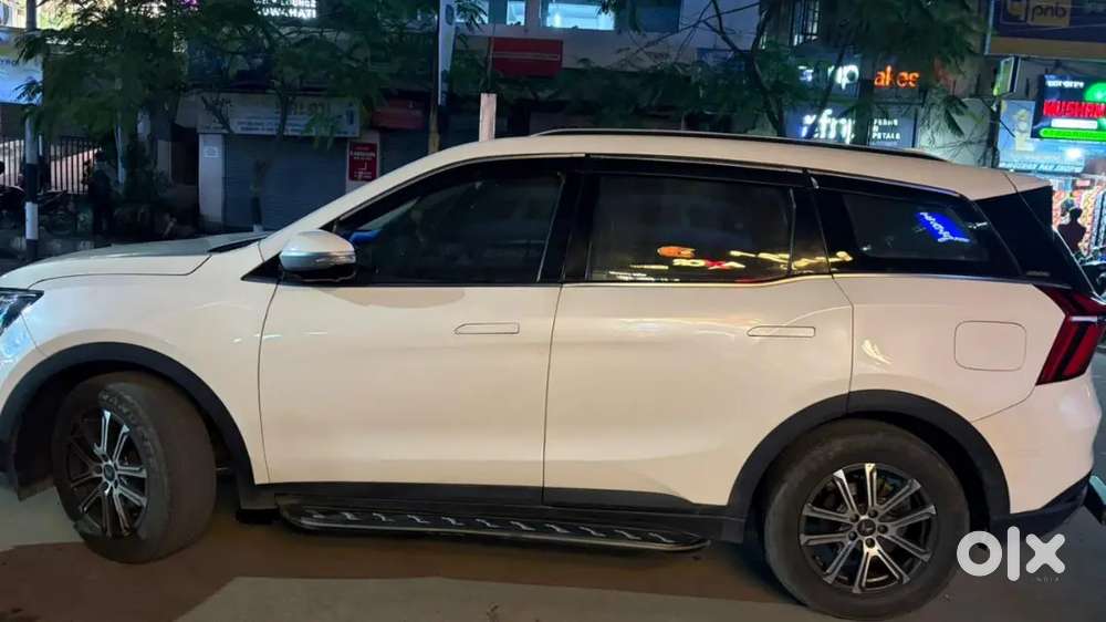 Xuv700 Ax7 L Dsl Mt 7 St