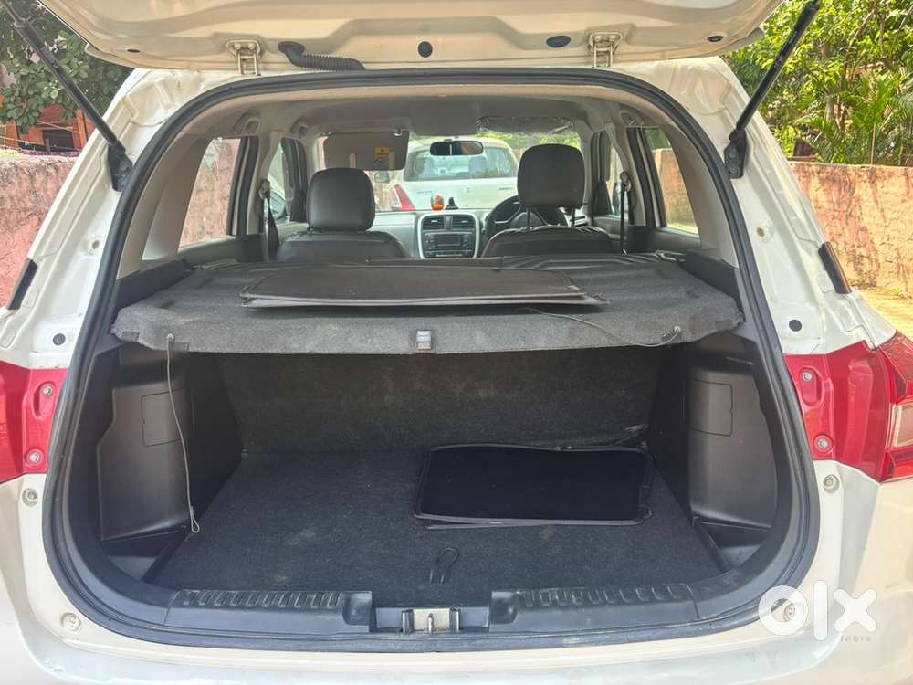 Maruti Suzuki Vitara Brezza Lxi 2022 (converted To Zxi+)  48000 Km