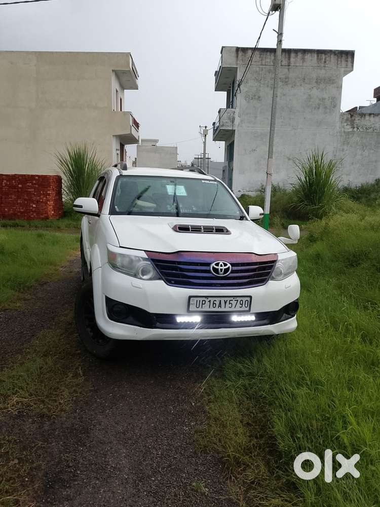 Toyota Fortuner 2015 Diesel Well Maintained