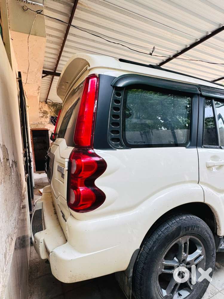 Mahindra Scorpio Diesel 2015