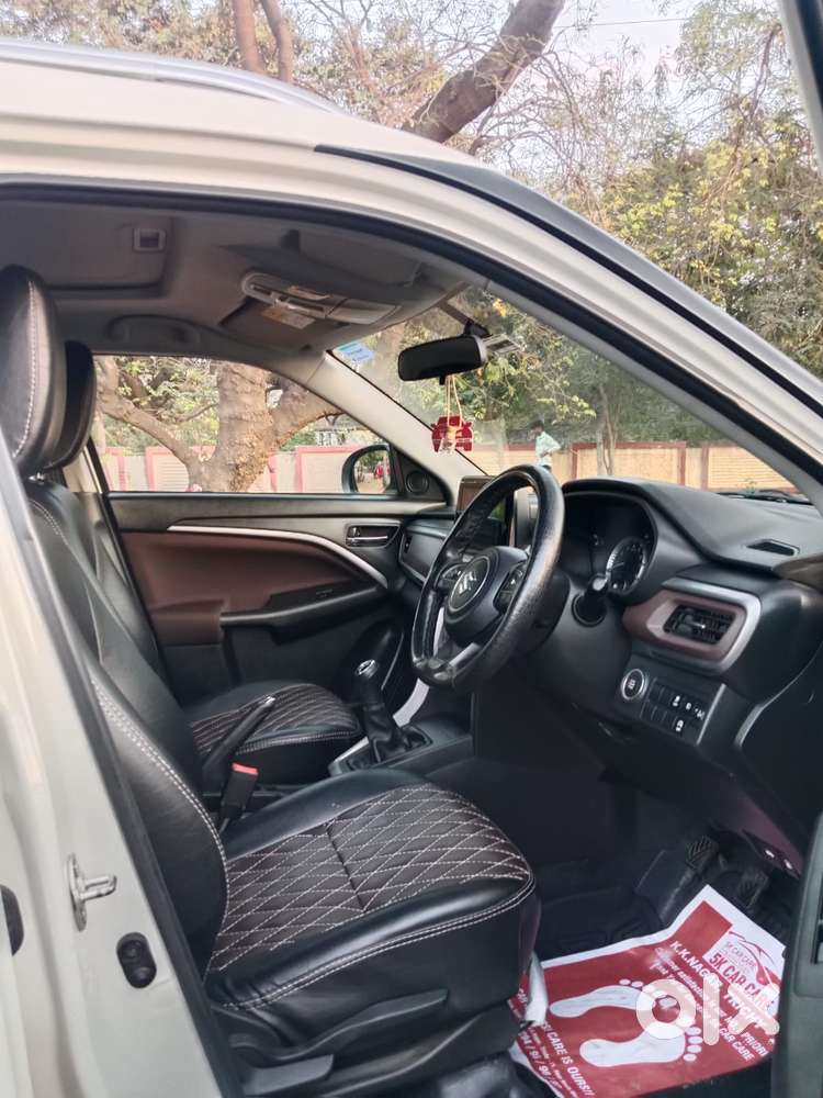 Maruti Suzuki Brezza 1.5 Zxi Smart Hybrid, 2023, Petrol