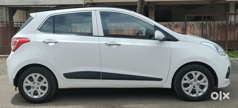 Hyundai Grand I10 Sportz, 2014, Petrol