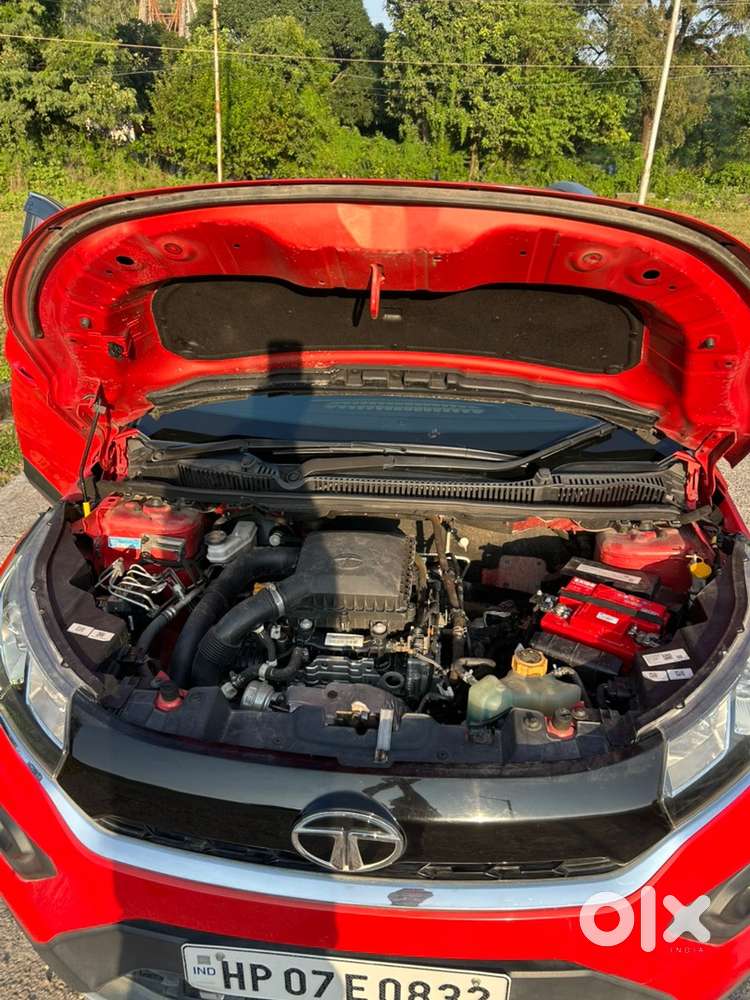 Tata Nexon 2020 Petrol Automatic Dual Tone Sunroof