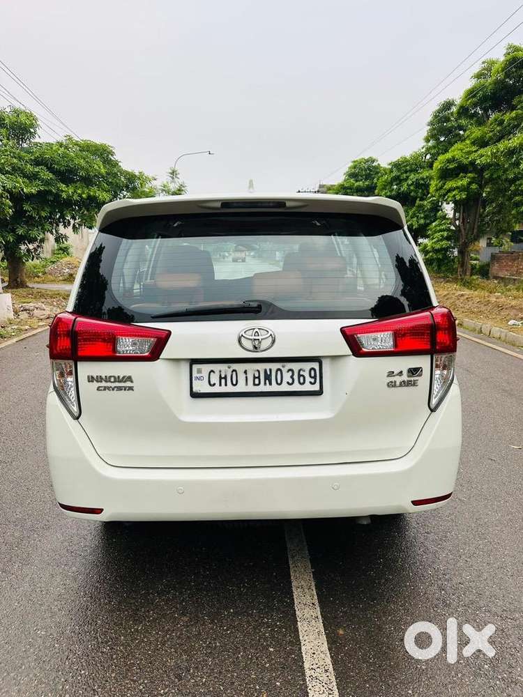 Toyota Innova Crysta 2017 Diesel Well Maintained