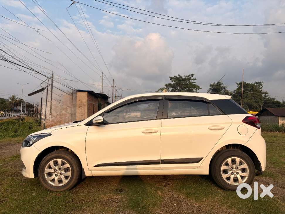 Hyundai I20 1.4 Sportz, 2016, Petrol