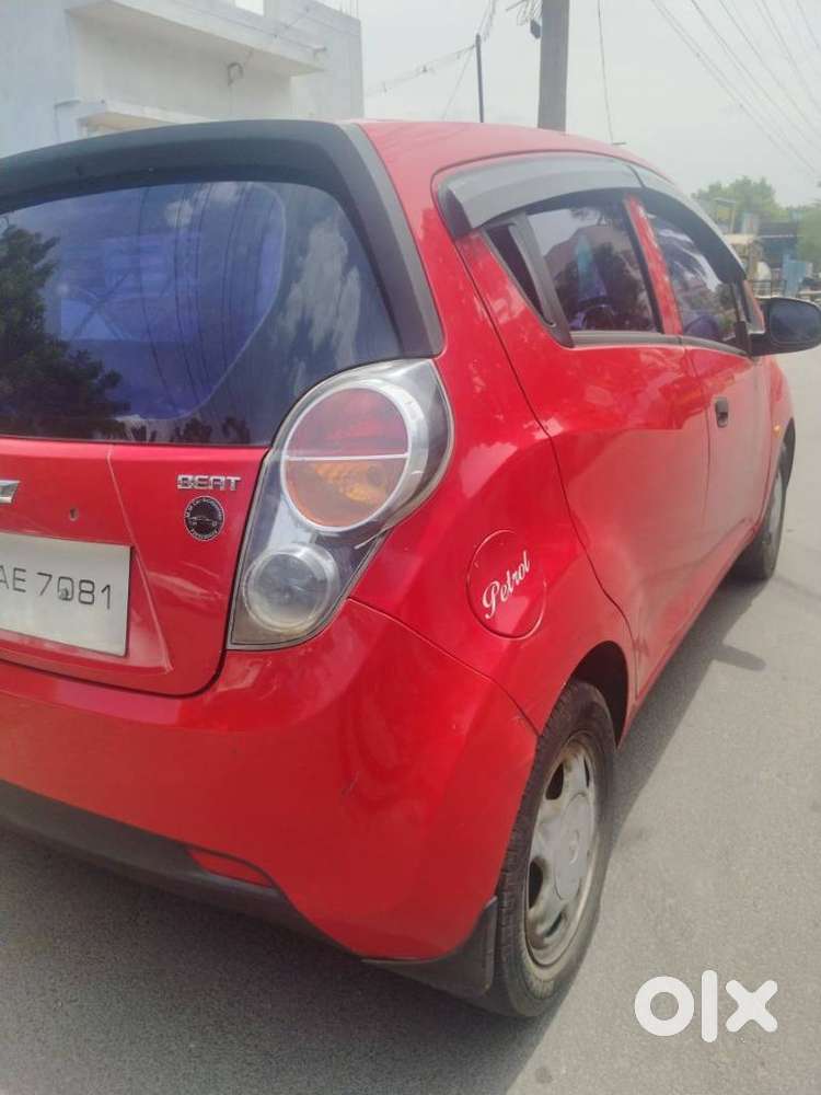 Chevrolet Beat, 2011, Petrol