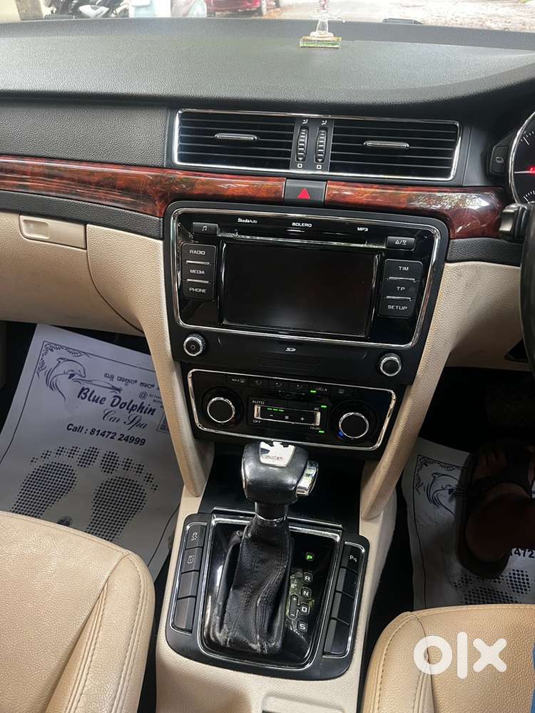 Skoda Superb Elegance 2012
