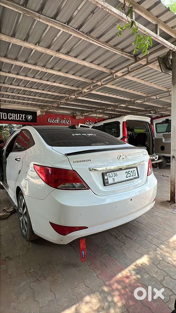 Hyundai Fluidic Verna 2016