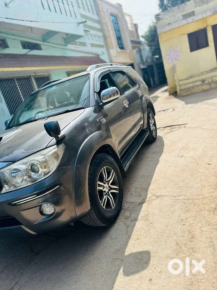 Toyota Fortuner 2010 4x4