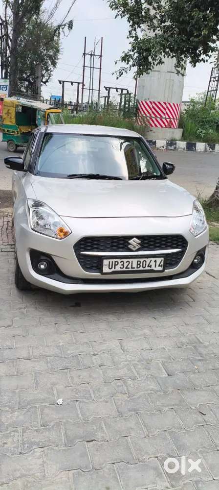 Injen Ke Pass Halki Si Lag Gyi Thi