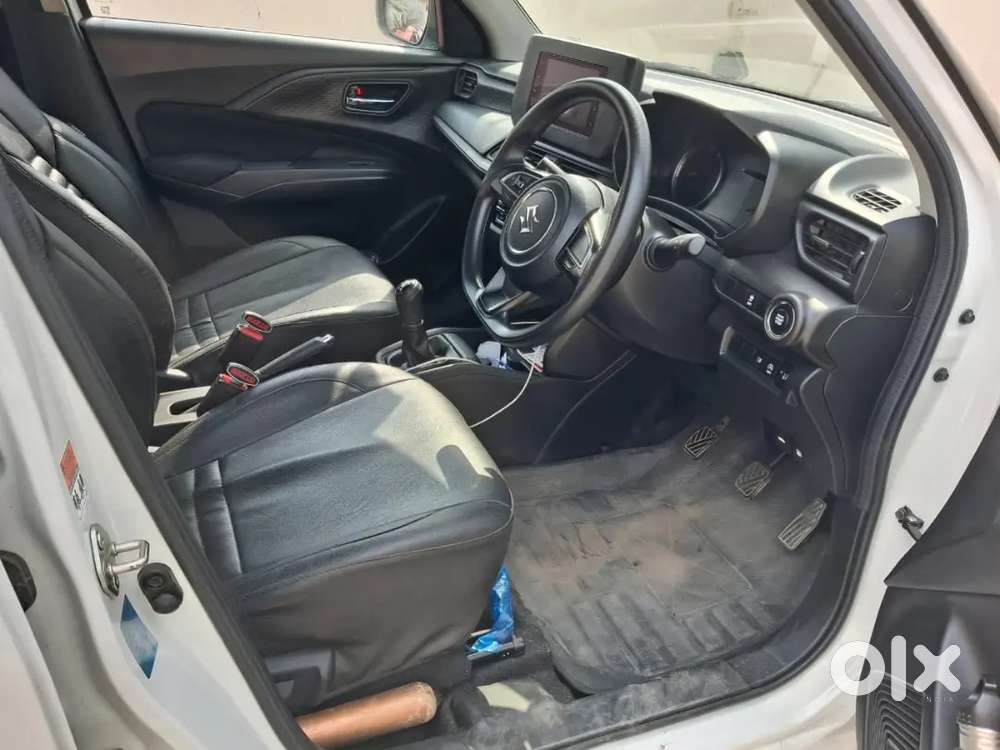 Maruti Suzuki Swift Vxi O 2025