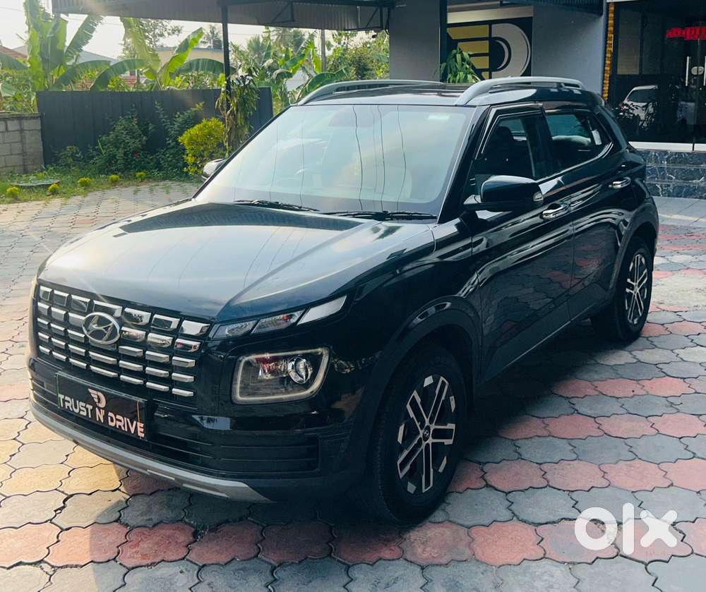 Hyundai Venue Sx (o) Mt 1.5 Diesel, 2022, Diesel