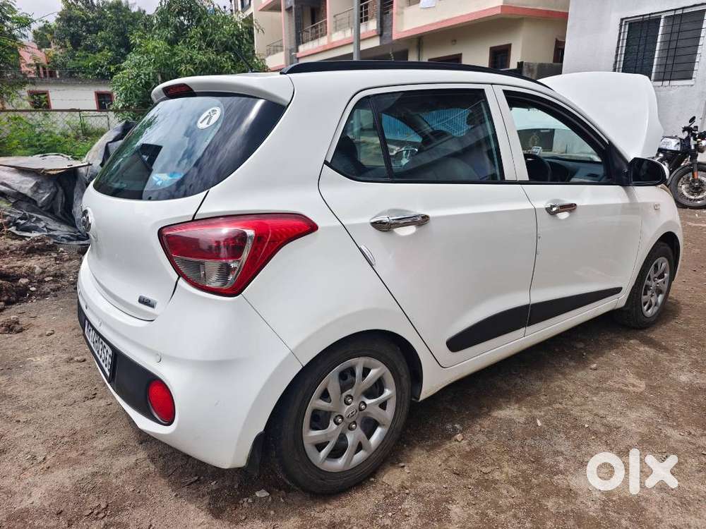 Hyundai Grand I10 Cng + Petrol