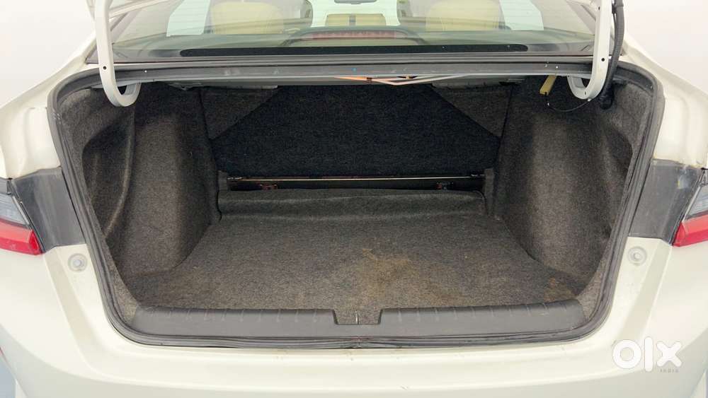 Honda City 1.5 Zx I-vtec Mt, 2023, Petrol