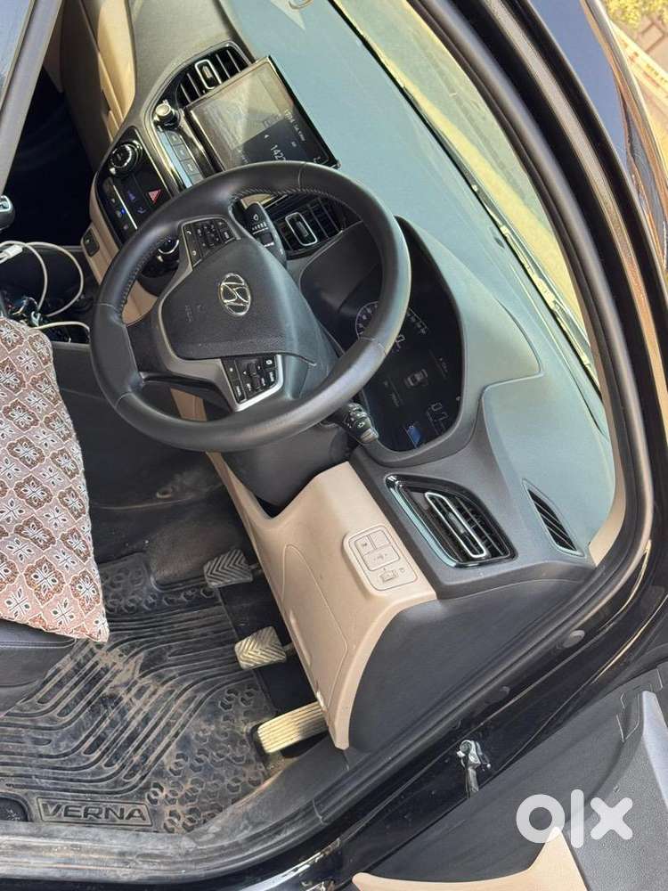2022 Hyundai Diesel Car Manual 80,000 Km Driven