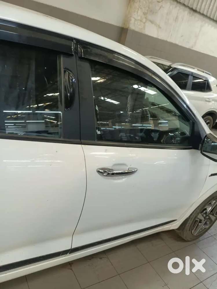 Hyundai Aura Sx 2023