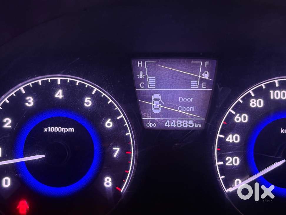 Hyundai Verna 1.6 Sx (o) Vtvt, 2015, Petrol