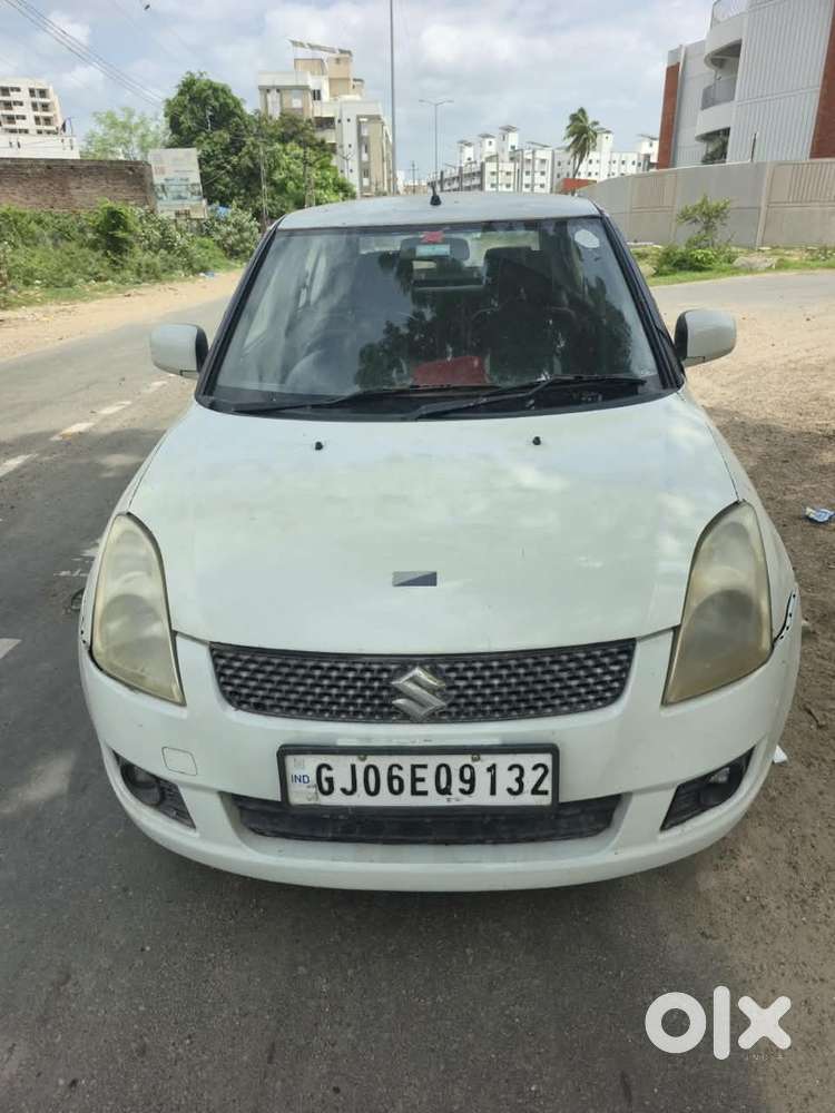 Maruti Swift Dzire 2011