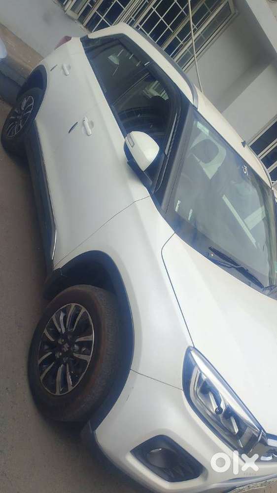 Maruti Suzuki Brezza 1.5 Zxi Smart Hybrid, 2020, Petrol