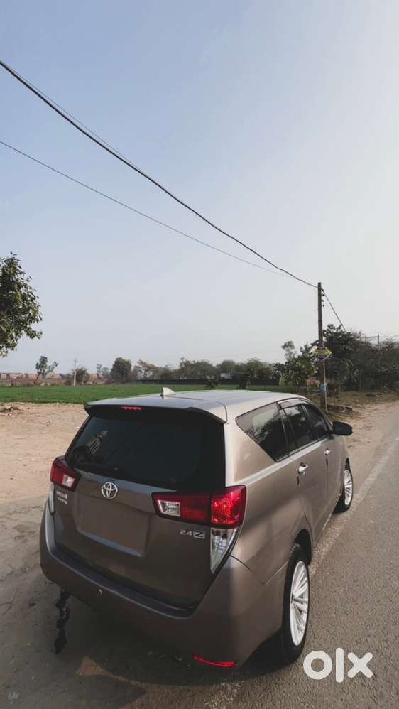 Toyota Innova Crysta Diesel 2018 Year