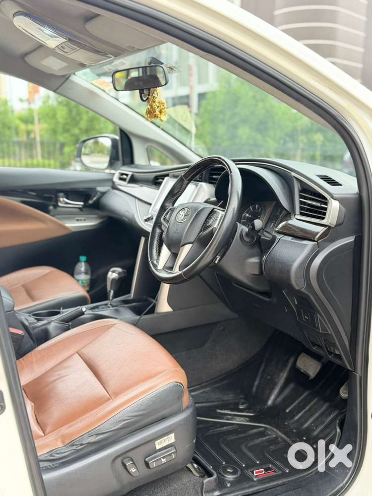 Toyota Innova Crysta Diesel 2017