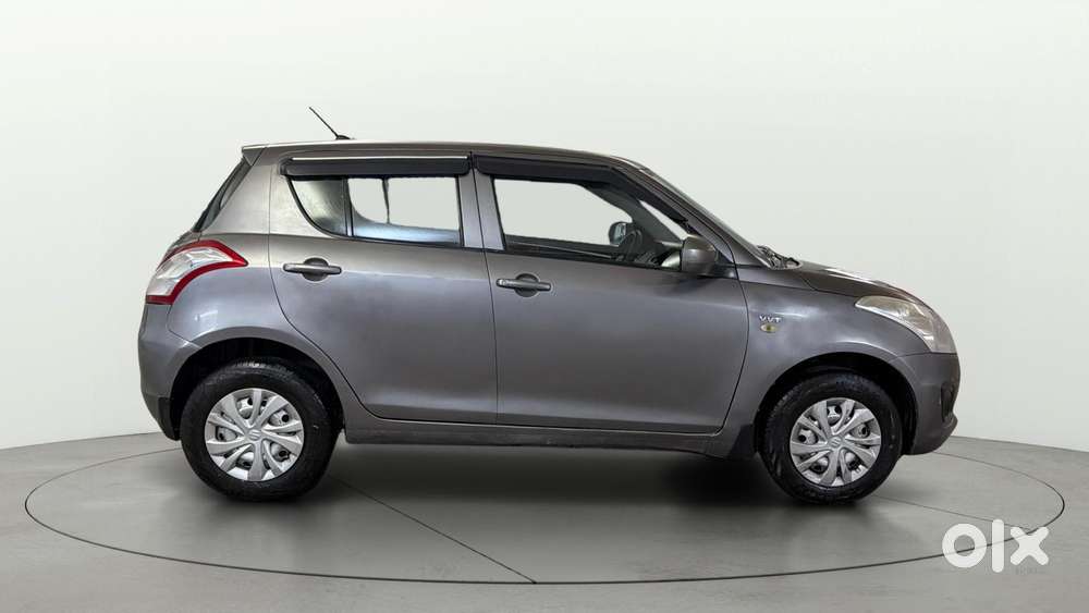 Maruti Suzuki Swift 1.2 Lxi (o), 2016, Petrol