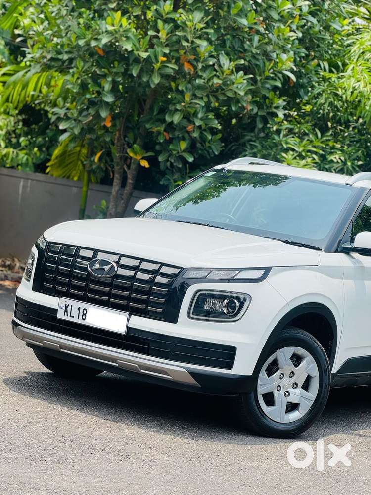 Hyundai Venue Sx, 2022, Petrol