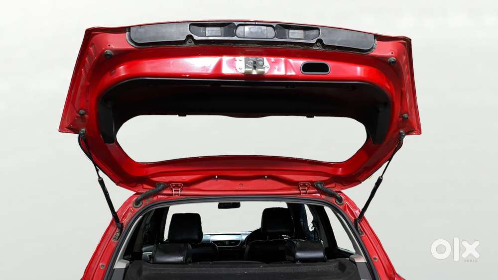 Maruti Suzuki Swift Vxi, 2016, Petrol