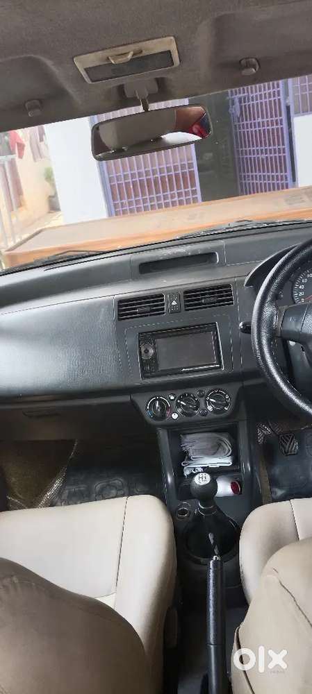 Maruti Suzuki Swift 2011 Diesel 136000 Km Driven