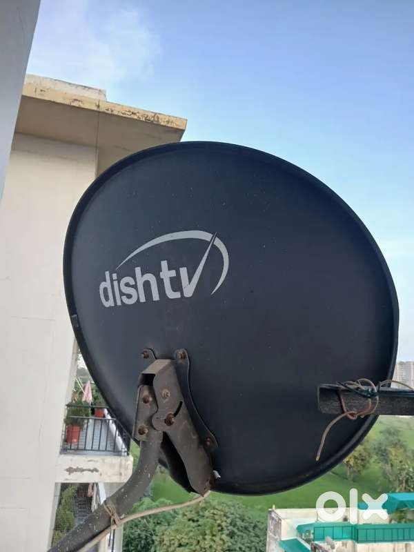 DISH BOX -  RS.200/- BALANCE  AVAILABLE IN DISH BOX  RS. 2414/-