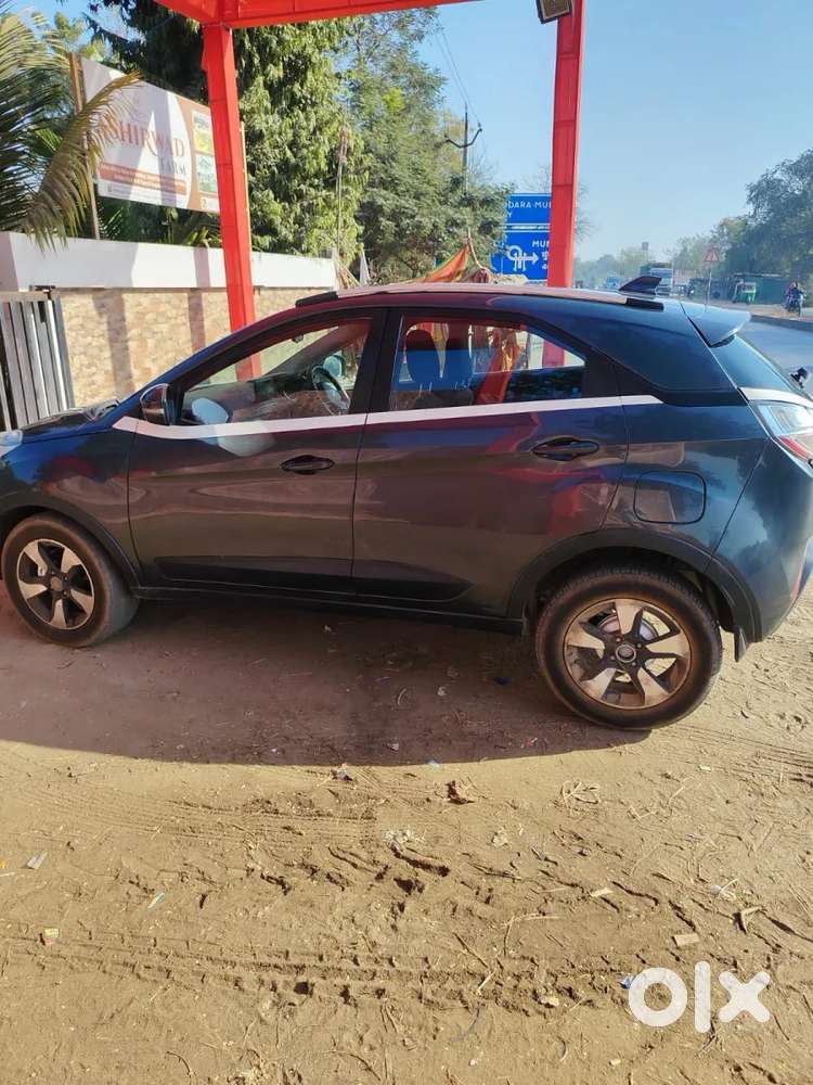 Tata Nexon 1.2 Revotron Xz Plus, 2017, Petrol
