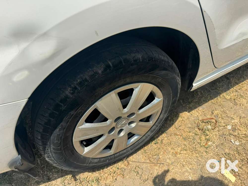 Volkswagen Vento Petrol 2011