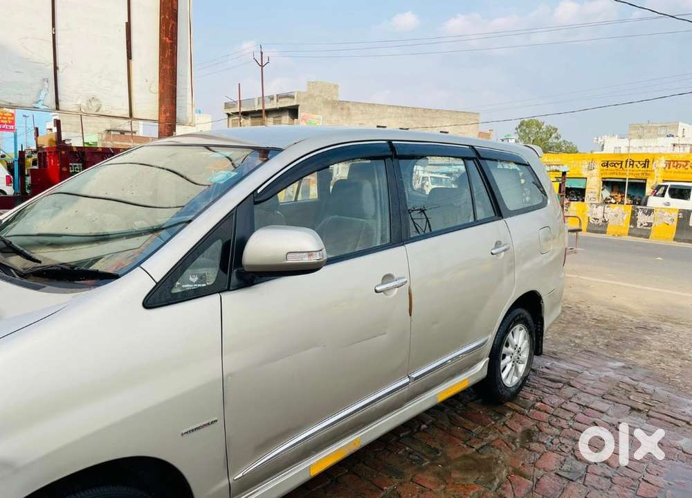 Toyota Innova 2014 Year Car