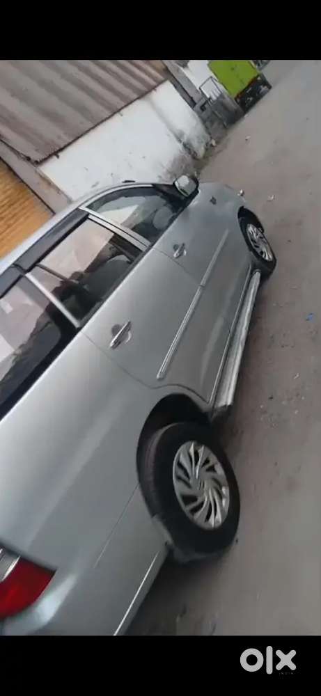 Toyota Innova Hycross 2005 Diesel Variant